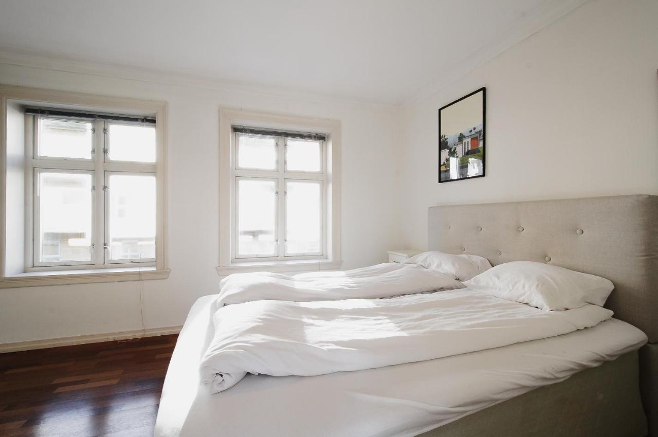 Spacious Penthouse With Grand Terrace Bergen Extérieur photo
