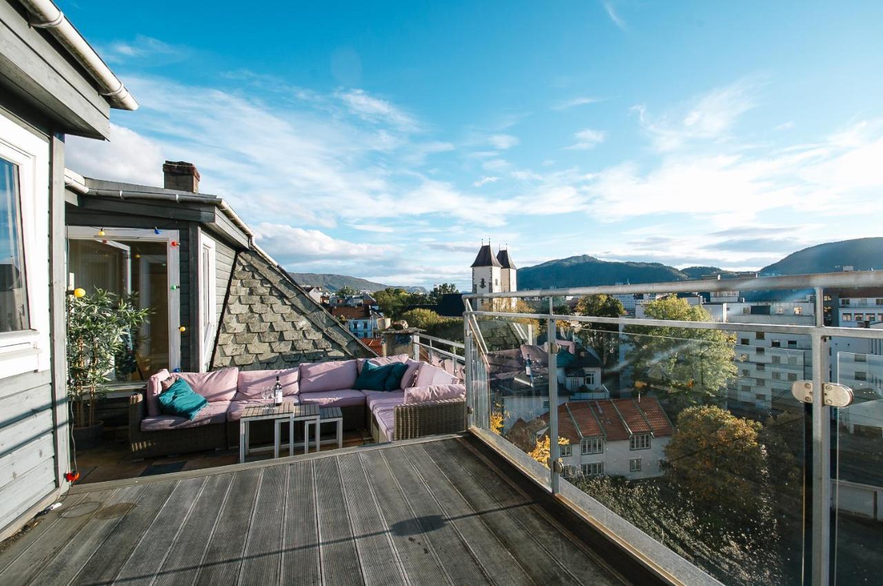 Spacious Penthouse With Grand Terrace Bergen Extérieur photo